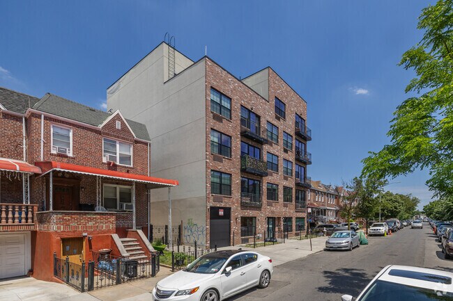 Alternate view - 301 Covert St