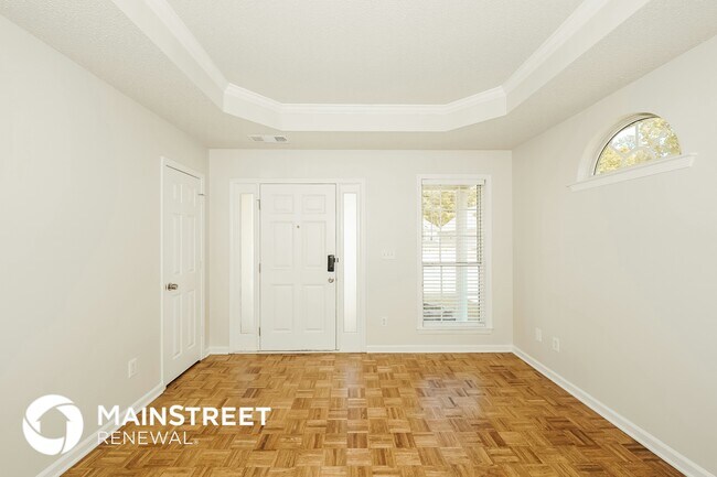 Foto del edificio - 115 Hidden Creek Pkwy