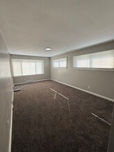 Building Photo - 3232 Meredyth Ln