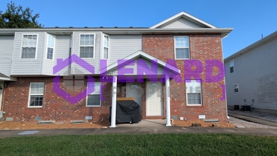 Building Photo - 5791-5797 N Orange Ln