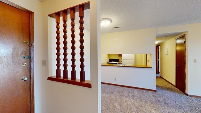 Interior Photo - 3500 Grand Ave