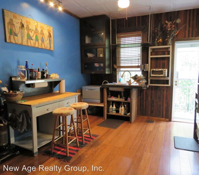 Building Photo - 3 br, 1 bath House - 5127 Delancey Street