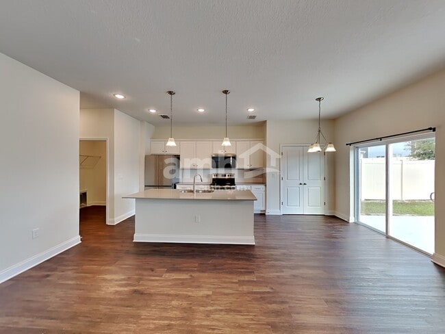 Building Photo - 6107 Little Blf Cir