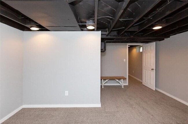 Building Photo - 4124 3rd St