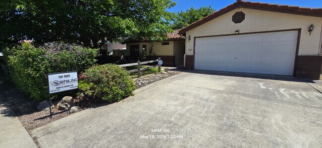 Foto del edificio - 3 bedroon 2 bath home