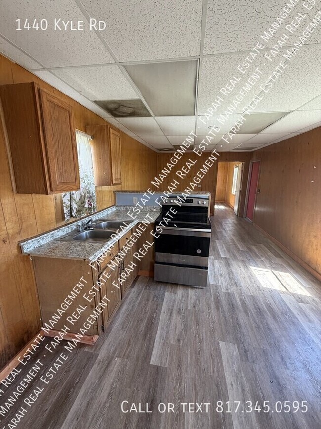 Foto del edificio - 1440 Kyle Rd