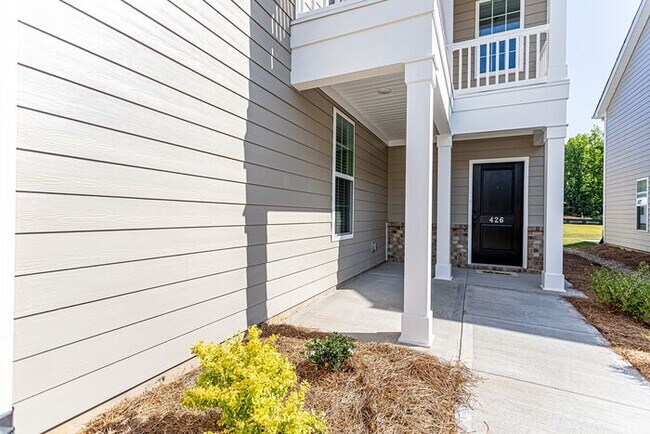 Building Photo - Brand New House in Greenville, Balcony
