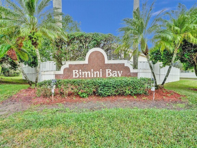 Building Photo - 3 br, 2.5 bath House - Pembroke Falls - Bi...