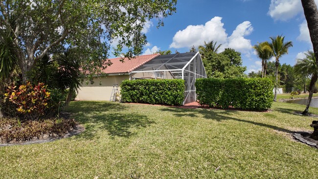 Foto del edificio - 6298 Harbour Chase Dr