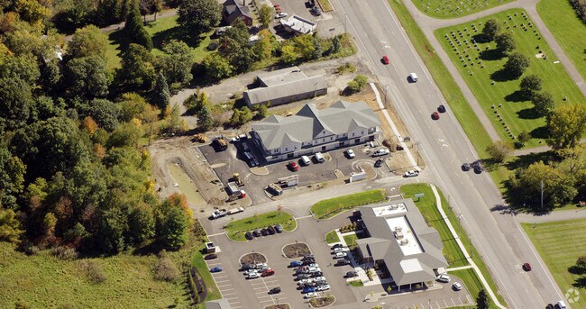 175 Troy Schenectady Apartments - 4