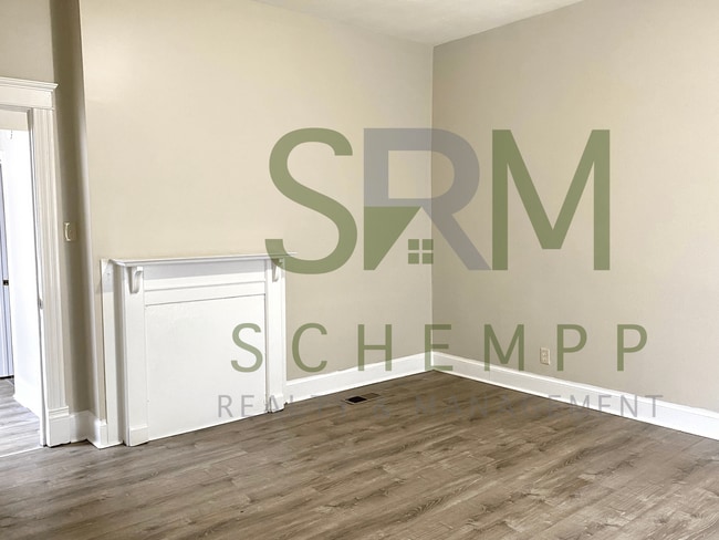 Building Photo - 3 Bedroom house with bonus room in Portland!- Section 8 accepted