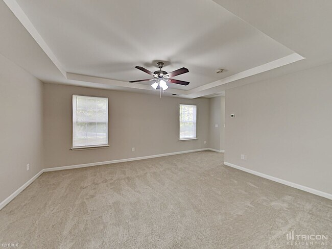 Building Photo - 6238 Dumont Ln