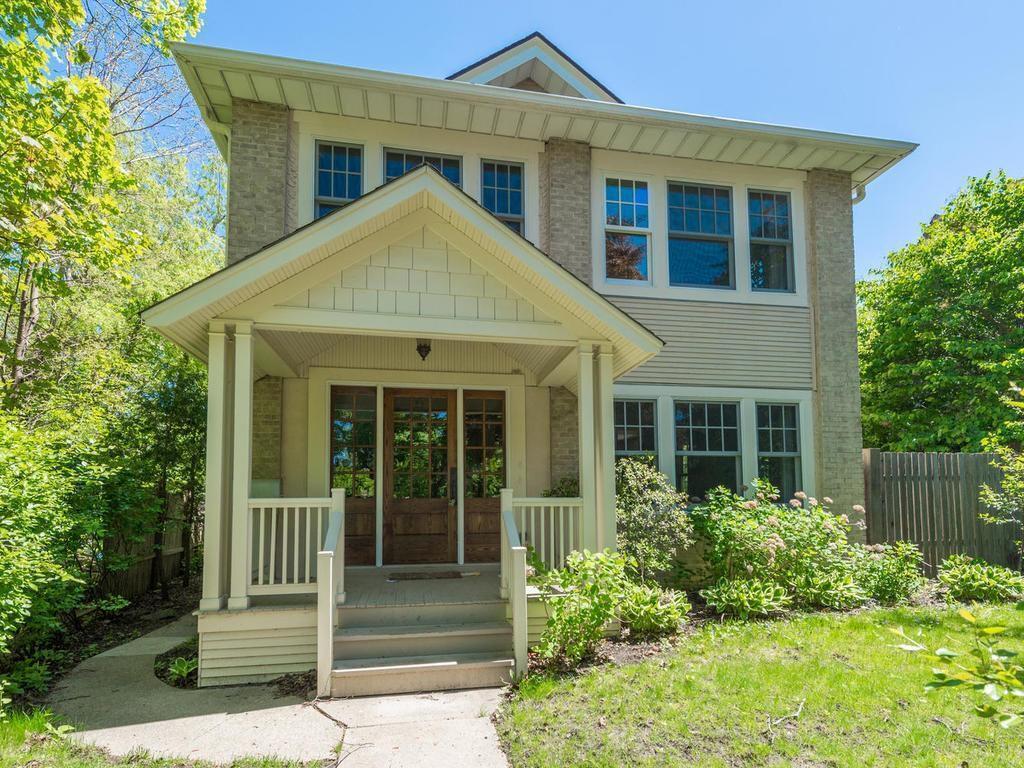 Foto principal - 1827 Kenwood Pkwy