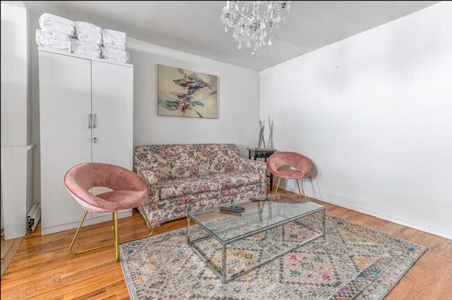 Foto del edificio - 600 2nd Ave