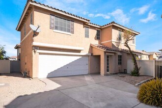 Building Photo - 1040 Cantabria Heights Ave