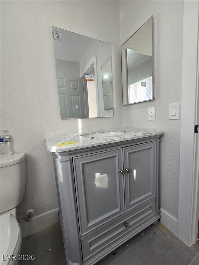 Building Photo - 8947 Green Jade Dr