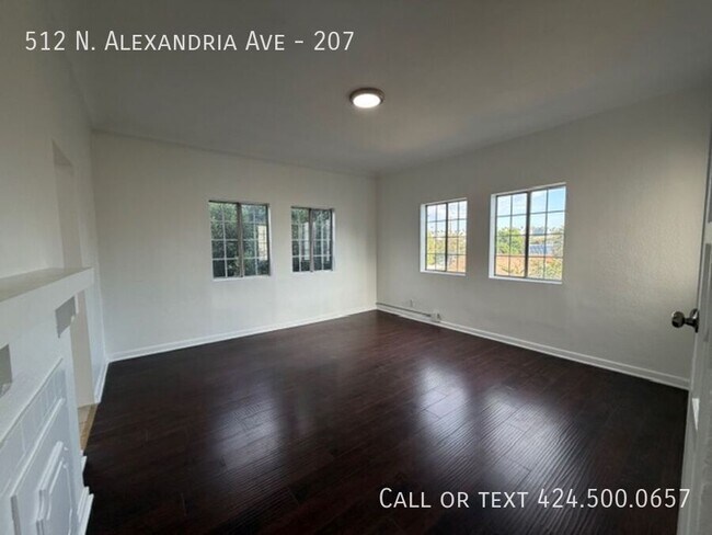 Foto del edificio - 512 Alexandria Ave