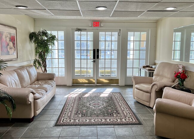 Lobby - 250 Ridge Pike