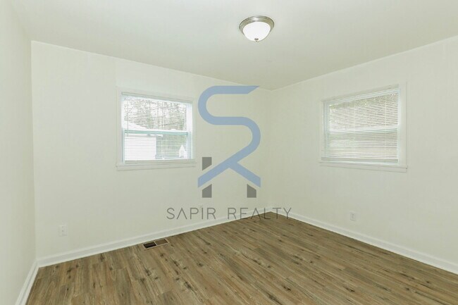 Photo - Move-In Ready 3BR in the Established Adamsville Community Apartment