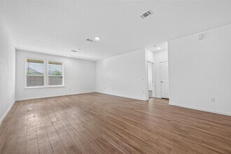 Building Photo - 8111 Star Ter Dr