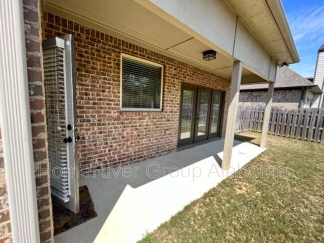 Foto del edificio - 1029 Edgewater Ln