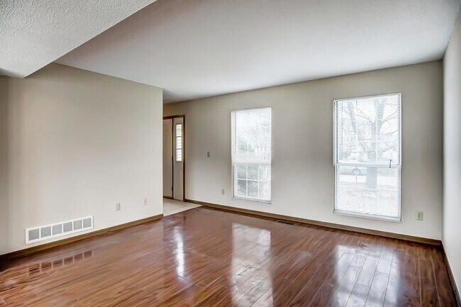 Foto del edificio - Beautiful 3 bedroom home in Cross Creek