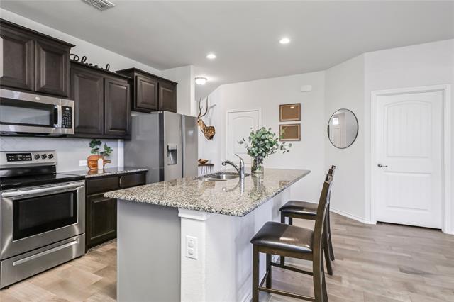 Foto del edificio - 1831 Creekwood Dr