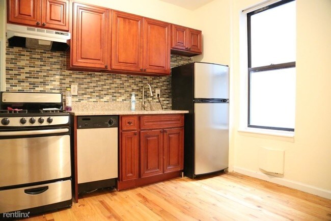 Foto del edificio - 142 S 9th St