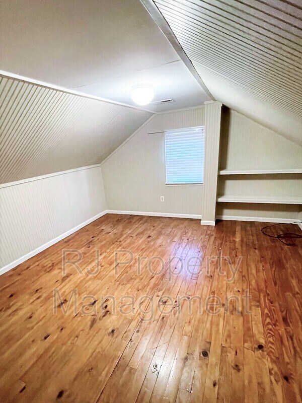 Foto del edificio - 4120 Chambers Chapel Rd
