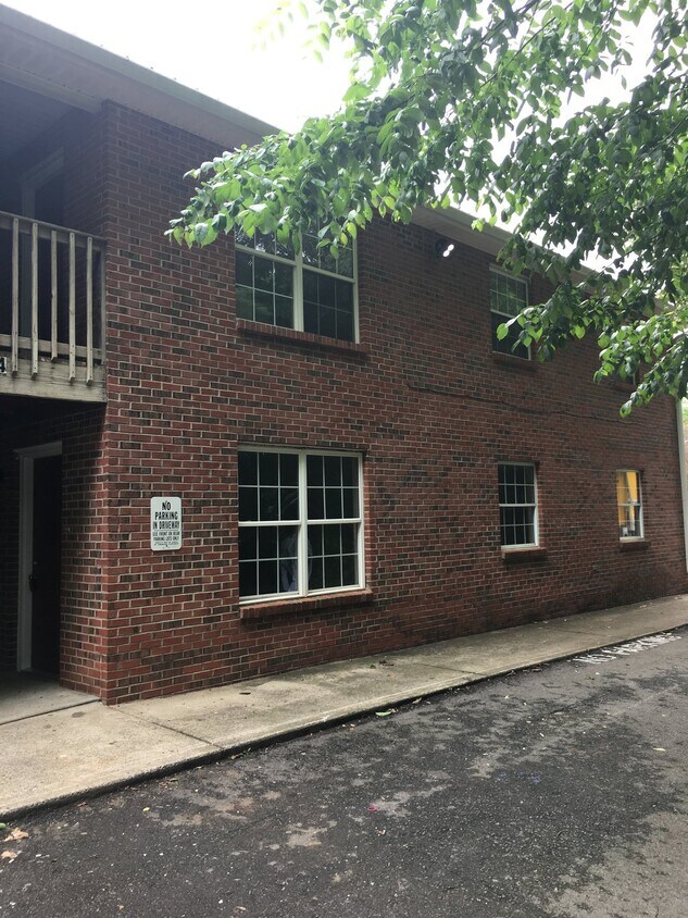 Foto principal - 3854 H NORTHEAST DRIVE