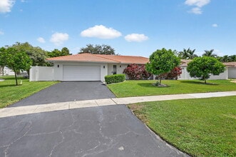 Building Photo - 20833 Sonrisa Way