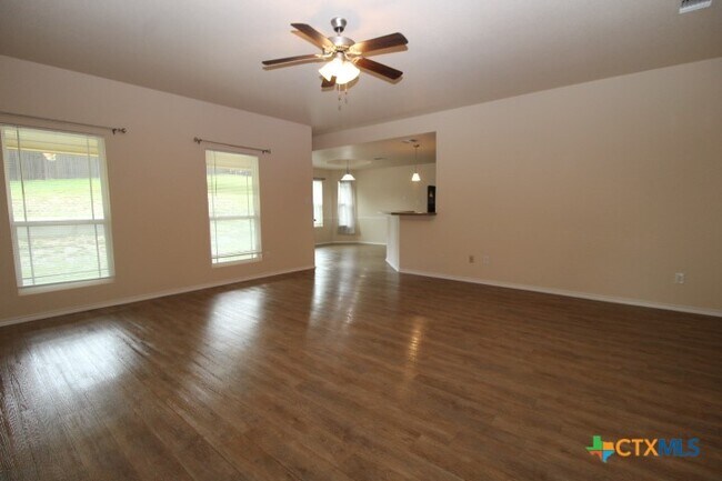 Building Photo - 5301 Eagles Nest Dr