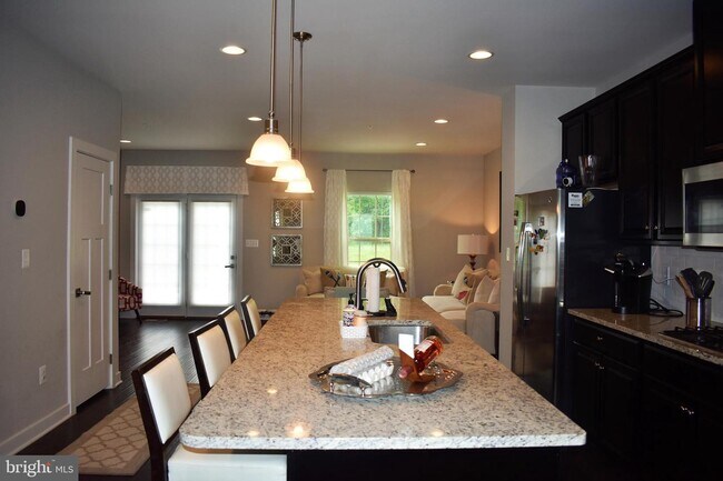 Building Photo - 1603 Regent Manor Ct