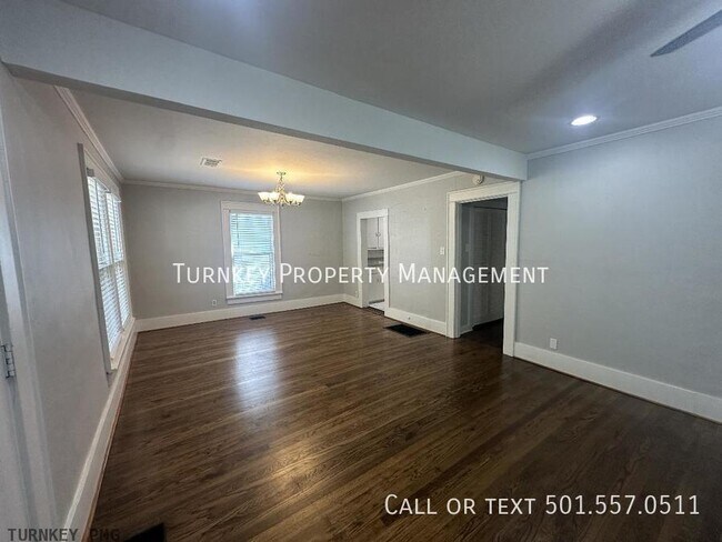 Foto del edificio - Desired 3 bed 2 bath in the Heights!
