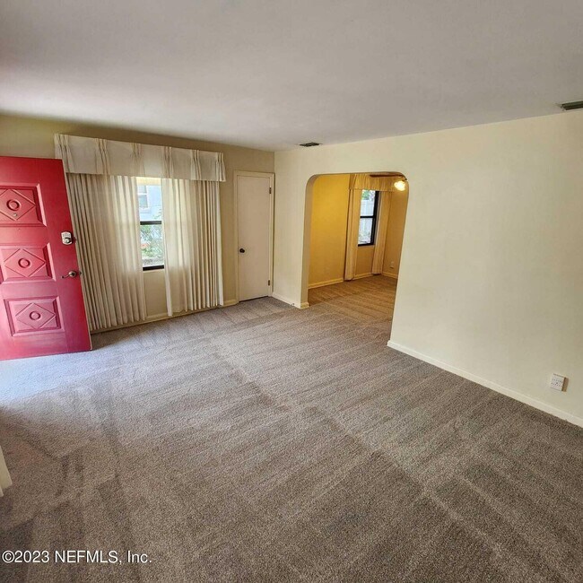 Foto del edificio - 2417 Barlad Dr