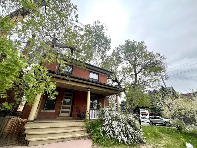 Building Photo - 1200 Josephine St