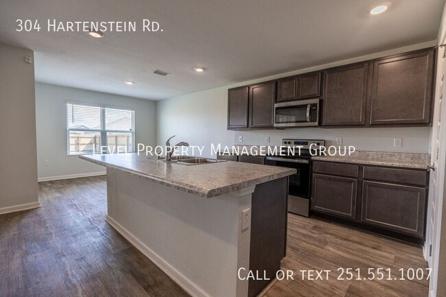 Building Photo - 304 Hartenstein Rd