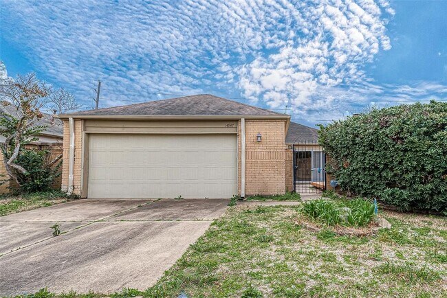 Photo - 14947 Heritage Wood Dr Apartment