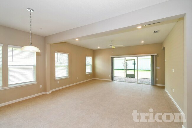 Foto del edificio - 10328 Pavnes Creek Dr