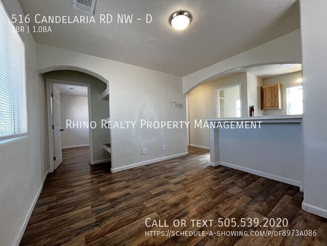 Foto del edificio - 516 Candelaria Rd NW
