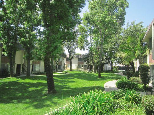 The Sandpiper Apartments Huntington Beach Ca Building Photo The Sandpiper