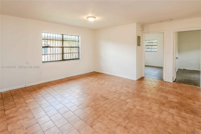 Foto del edificio - 6747 NW 5th Ct