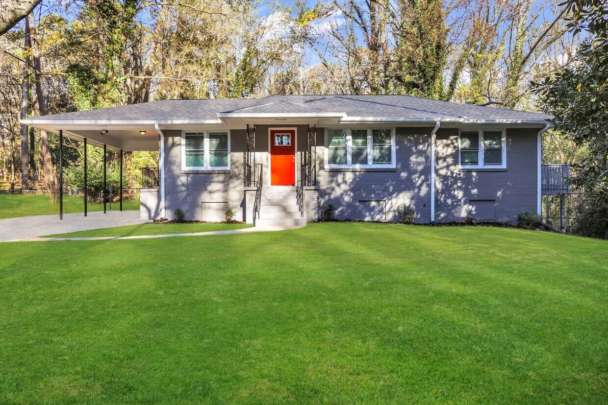 1843 Campbellton Rd Sw House Rental in Atlanta, GA