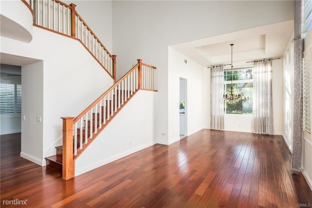 Primary Photo - 4 br, 3 bath House - 9 Blue Spruce
