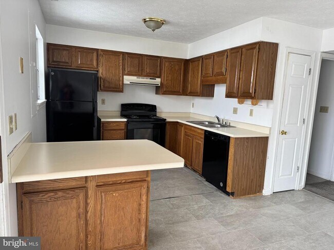 Foto del edificio - 160 Stadium Cir