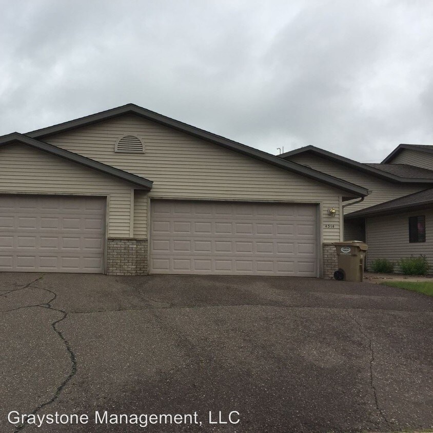 Primary Photo - 4334-4340 Tweed Dr