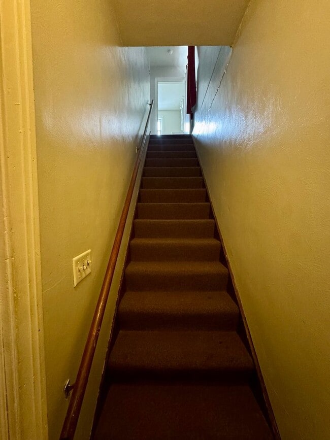 Photo - 3 Bedroom 2 Bath in Natrona Heights, PA! House