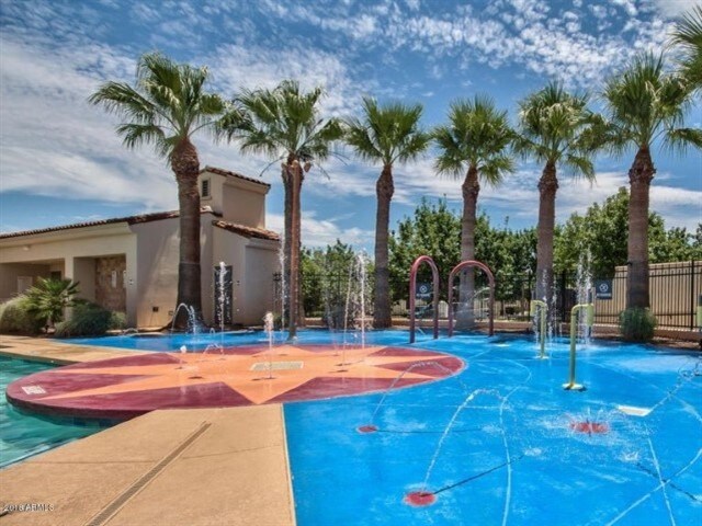 Foto del edificio - 20784 W Thomas Road