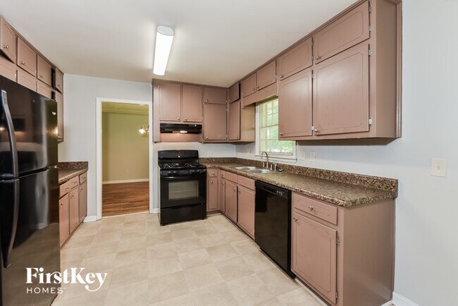 Building Photo - 3031 Chaffey Cir
