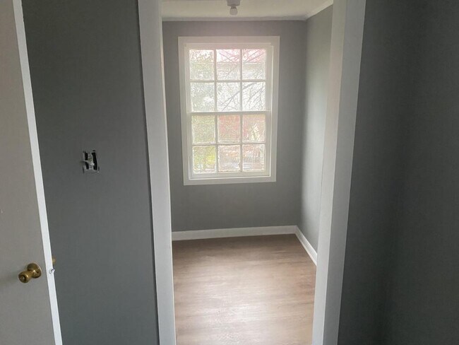 Foto del edificio - 256 S Central Ave